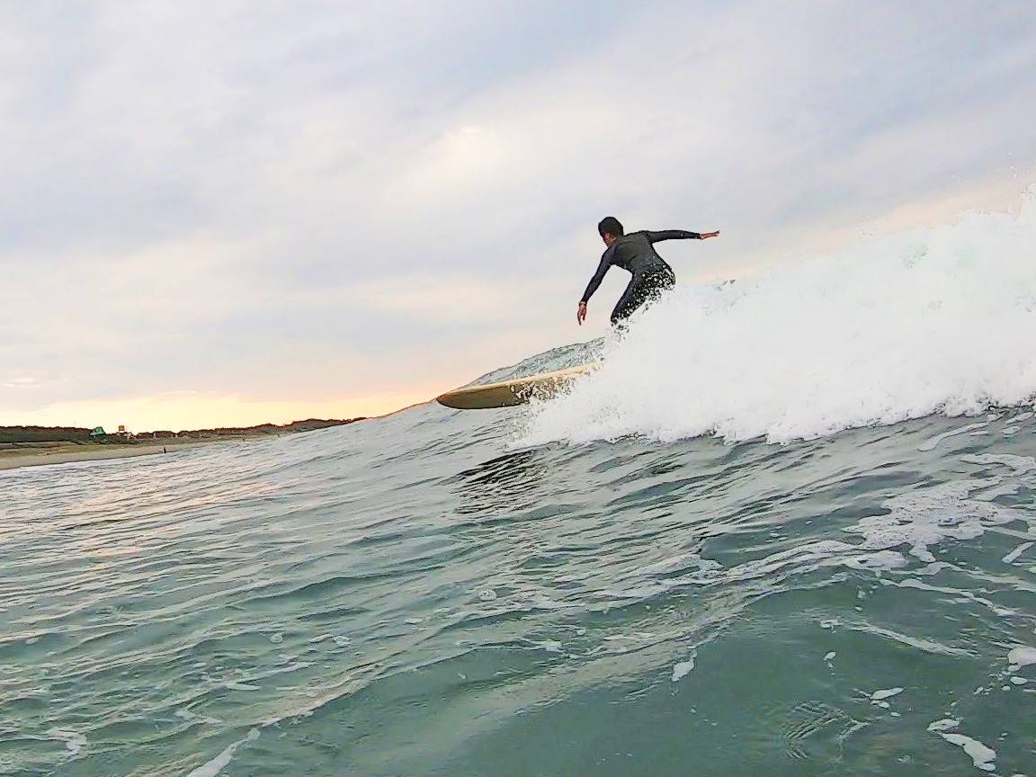 サーフィンを楽しむ姿とヨガでの体の変化