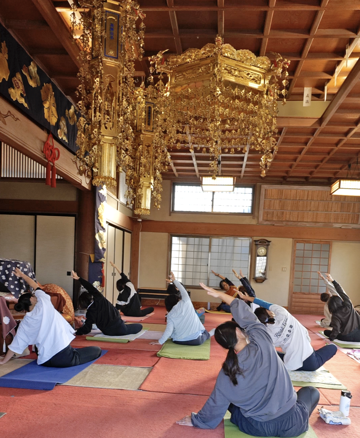 身体が硬い方のためのヨガ