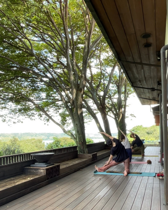 THE ORIENTAL TERRACE YOGA